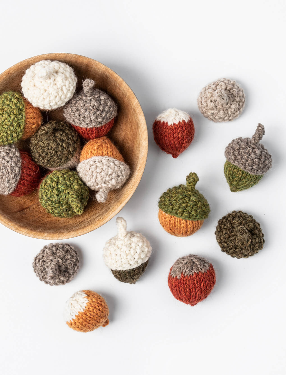Fall Garland: Thursday, November 19 12:00–2:00pm