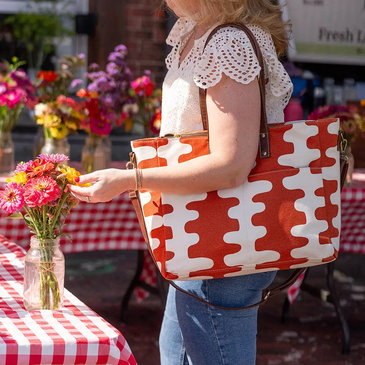 Essential Tote