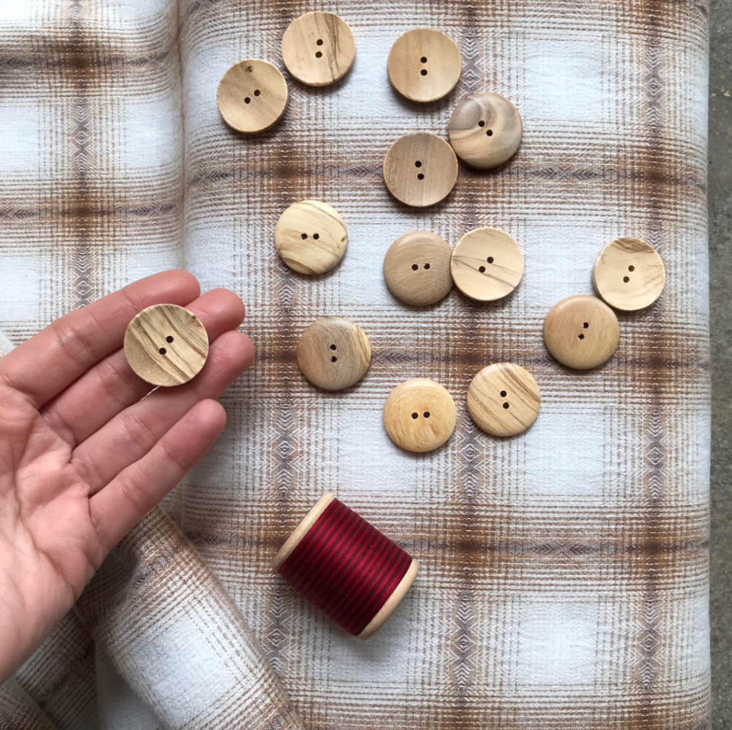 Retrosaria Wood Buttons